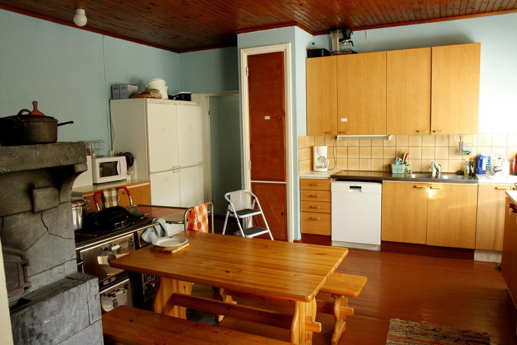 Vanhan Koulun Majatalo-Old School Guest House Kolinkylä Eksteriør billede
